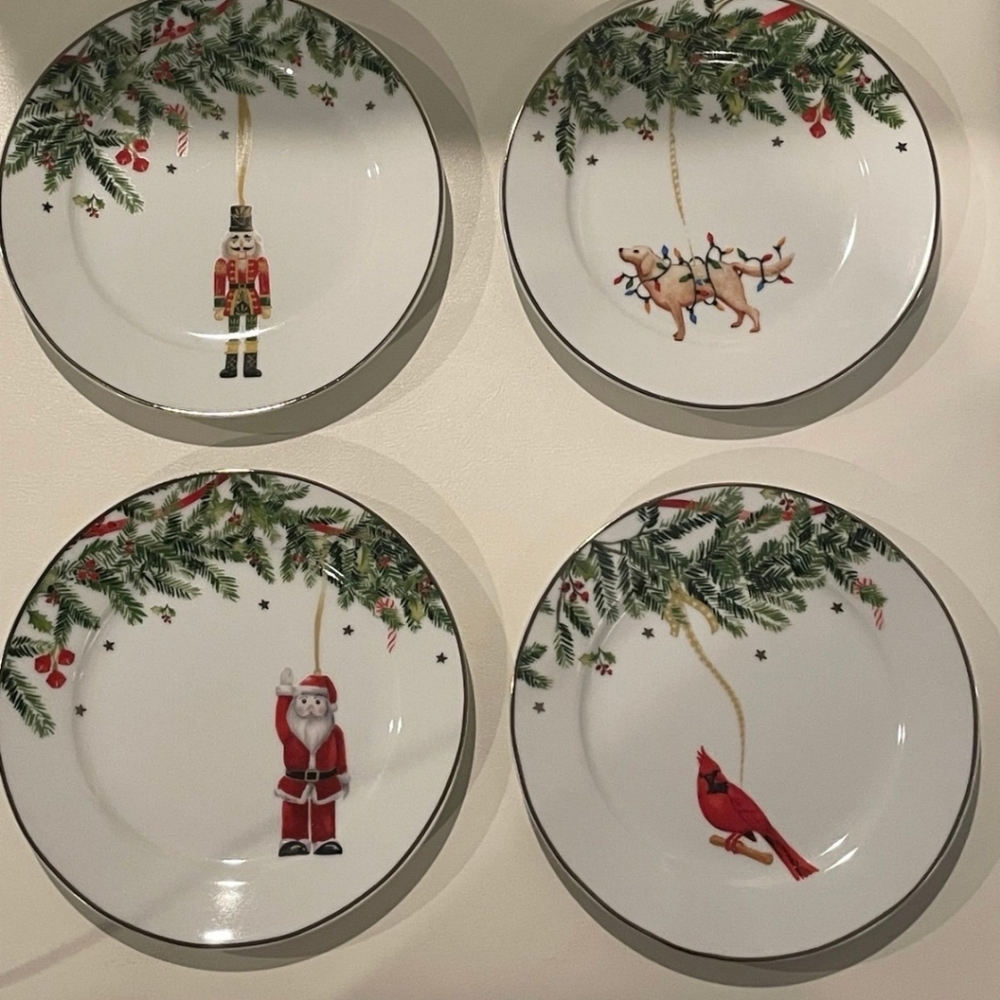 Pottery Barn Garland Holiday Appetizer Plate Set